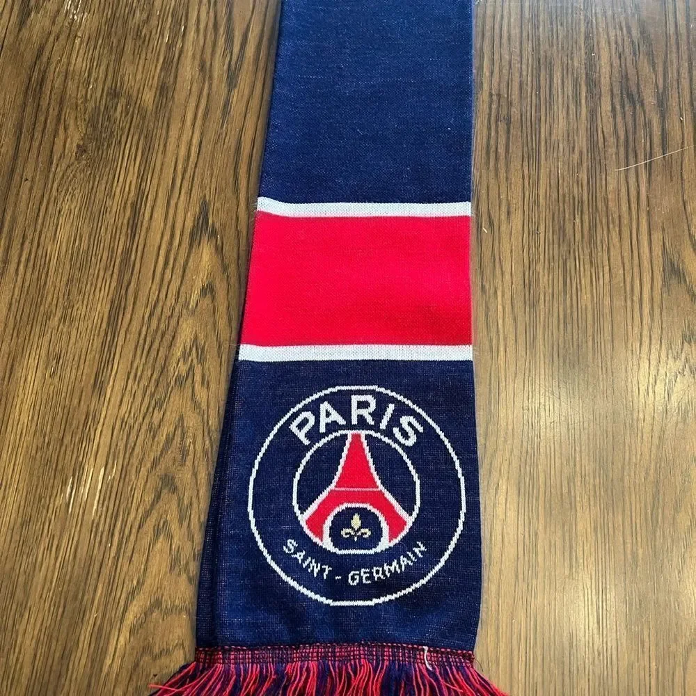 Paris Saint-Germain Scarf we are Football.